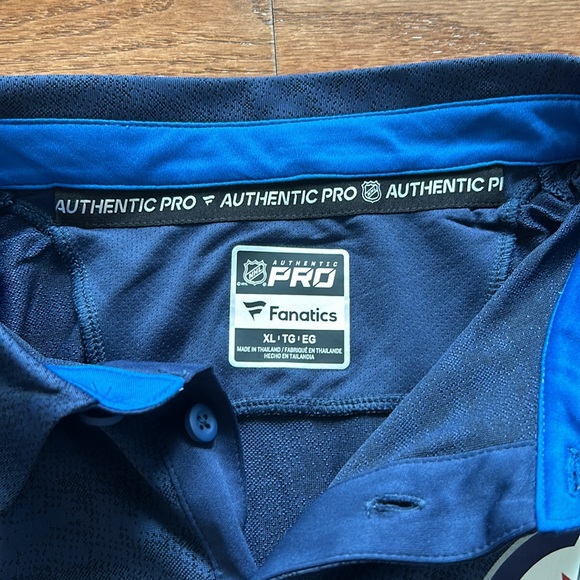 NHL Winnipeg Jets Fanatics Navy Blue Polo - Picture 5 of 8